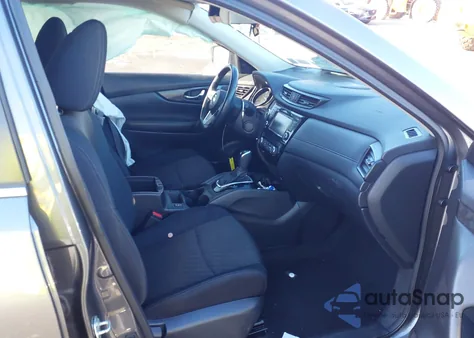 2018 Nissan Rogue Sv z USA, uszkodzony, nr VIN 5N1AT2MVXJC817937